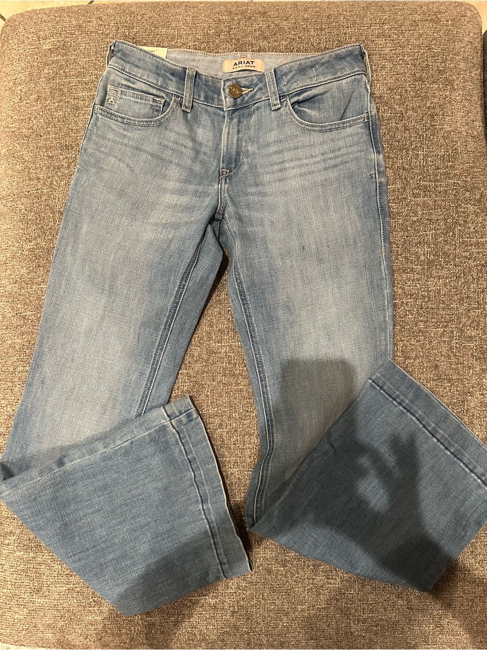 Ariat Jeans - Picture 1 of 4